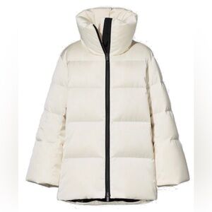 Uniqlo Women +J Down Volume Oversized Jacket